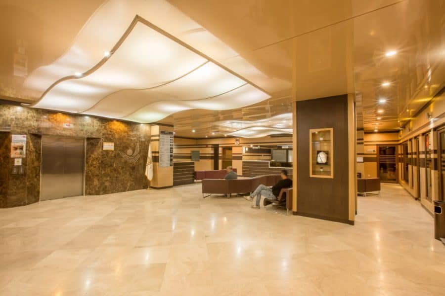 Mehregan Hospital lobby