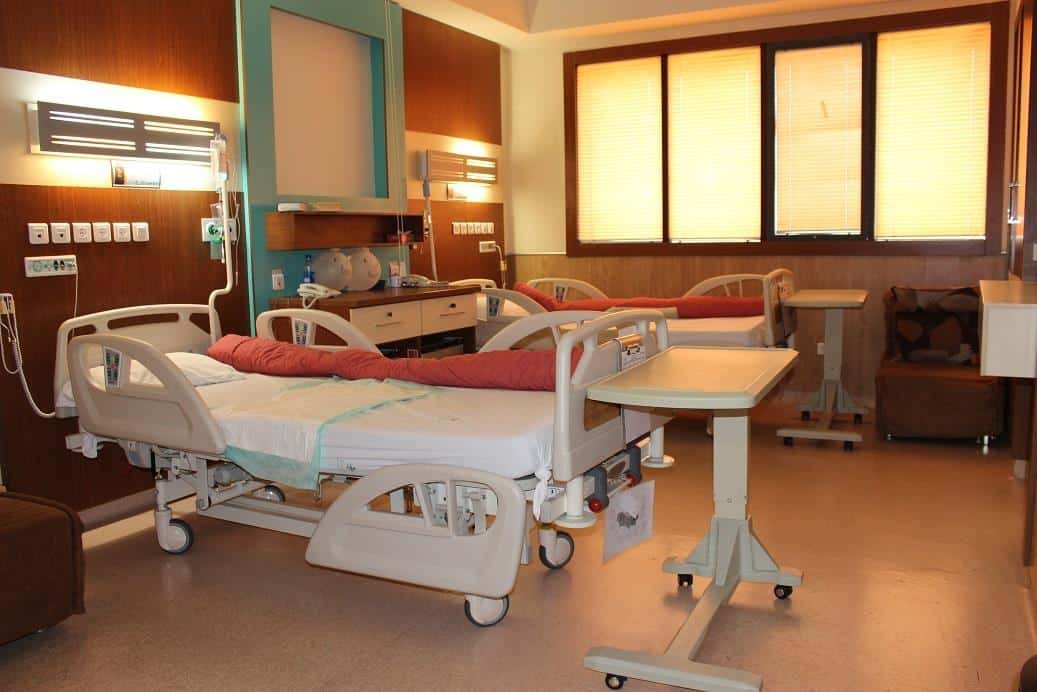 Moheb Kowsar Hospital Sahar Section